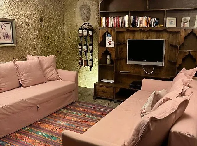 Holiday home Kayhan Cave *