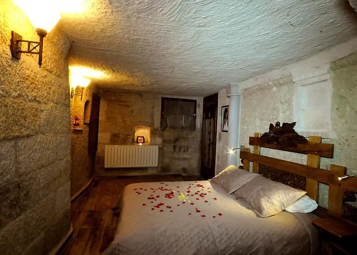 Kayhan Cave أوروغوبْ